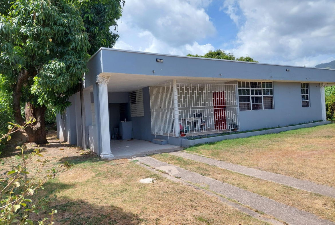 Third image of 4 Daisy Avenue, Mona in Kingston 6, St. Andrew, Jamaica - property is For Sale