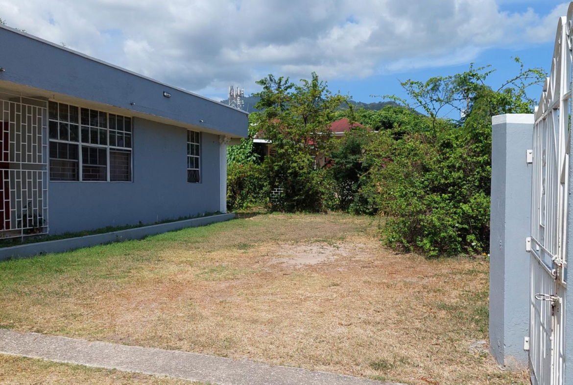 Twenty-Third image of 4 Daisy Avenue, Mona in Kingston 6, St. Andrew, Jamaica - property is For Sale