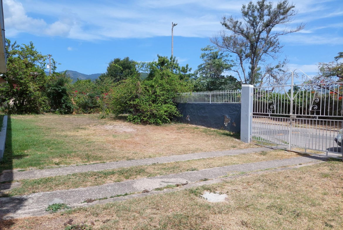 Twenty-Sixth image of 4 Daisy Avenue, Mona in Kingston 6, St. Andrew, Jamaica - property is For Sale
