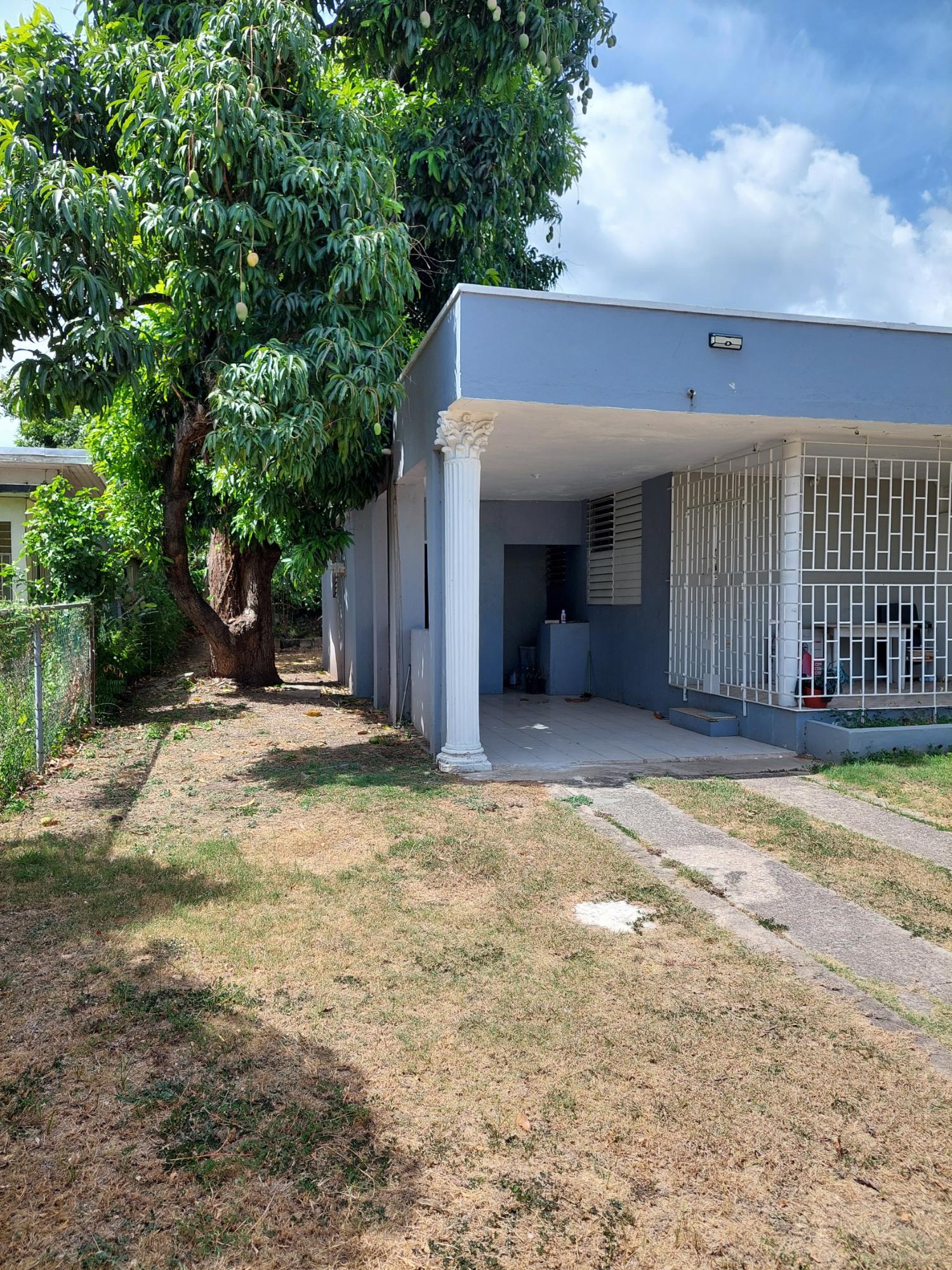 6-Bedroom-House-for-Sale-in-Mona-St.-Andrew-Jamaica-Investment-or-Family-Home Fourth image of 4 Daisy Avenue, Mona in Kingston 6, St. Andrew, Jamaica - property is For Sale