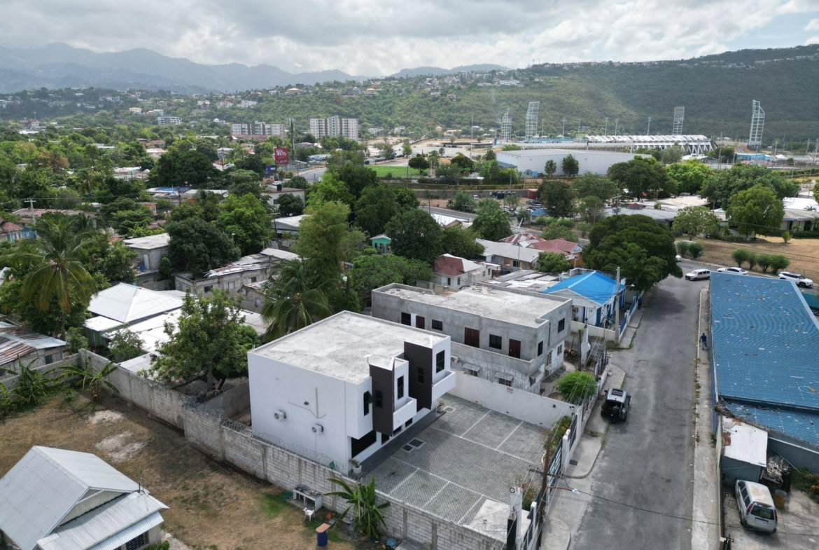 First image of 3-5 North Avenue in Kingston 5, St. Andrew, Jamaica - property is For Rent