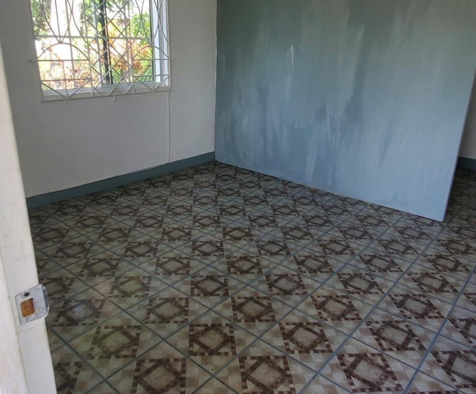 Fifth image of Denbigh Crescent/may Pen in Denbigh, Clarendon, Jamaica - property is For Rent
