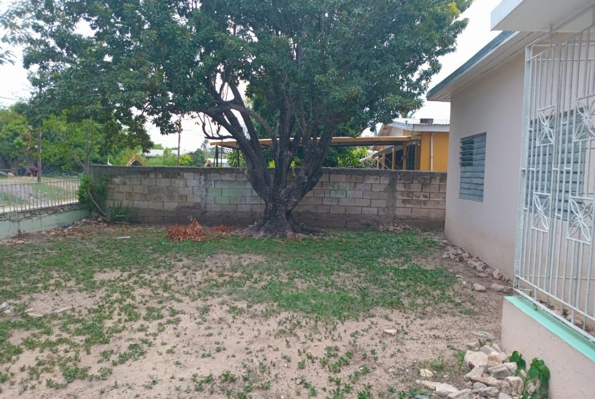Seventh image of 22 Toronto Drive in Spanish Town, St. Catherine, Jamaica - property is For Sale