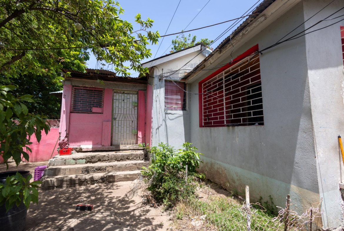 Fifth image of 7 Rollington Avenue in Kingston 2, Kingston, Jamaica - property is For Sale