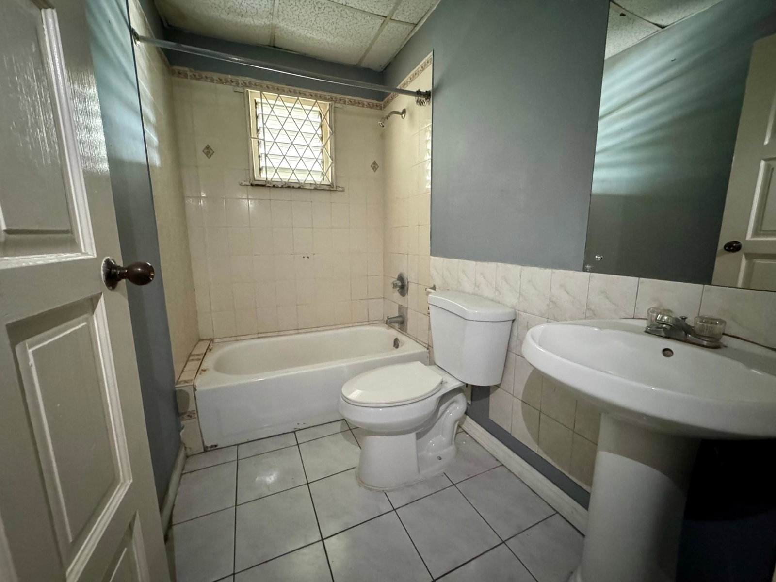 Seventh image of 16-25 Haining Road in Kingston 5, St. Andrew, Jamaica - property is For Sale