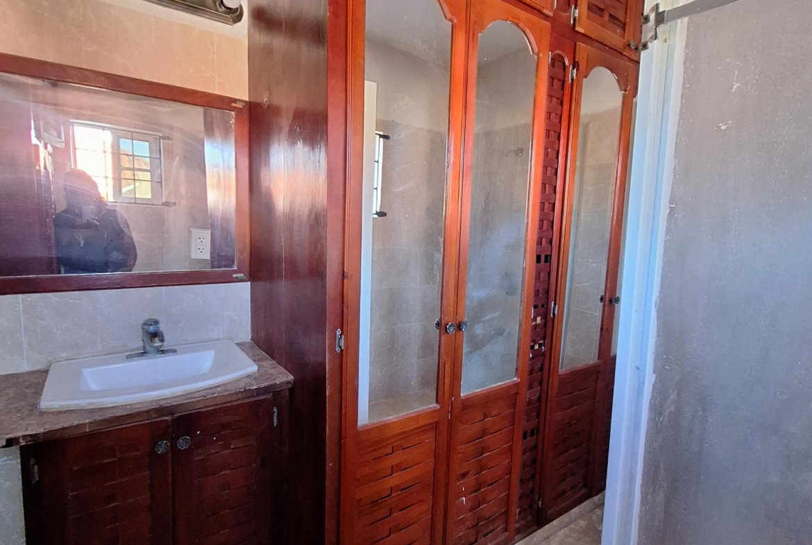 Eleventh image of 334- East Queens Park in East Queens Park, St. Catherine, Jamaica - property is For Rent