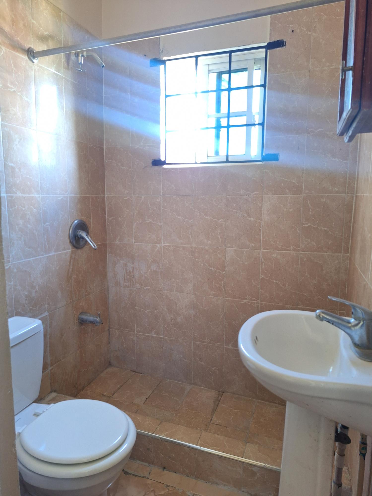 Fifth image of 334- East Queens Park in East Queens Park, St. Catherine, Jamaica - property is For Rent