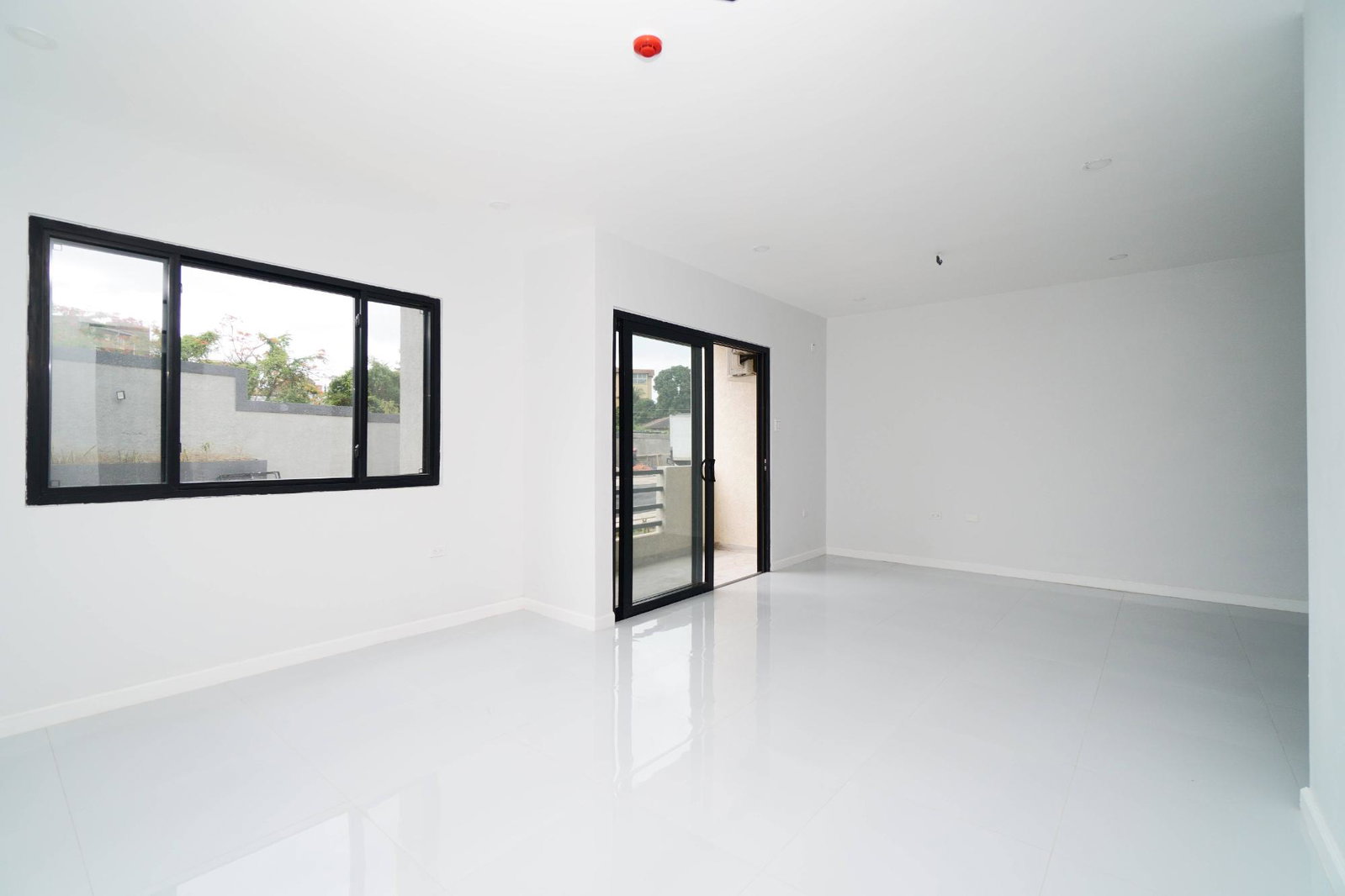 Brand-New-1-Bedroom-Ground-Floor-Apartment-for-Rent-in-St.-Andrew-Jamaica Second image of 107-12 Dulwich Drive in Kingston 8, St. Andrew, Jamaica - property is For Rent