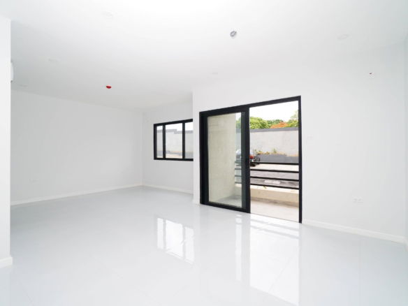 First image of 107-12 Dulwich Drive in Kingston 8, St. Andrew, Jamaica - property is For Rent