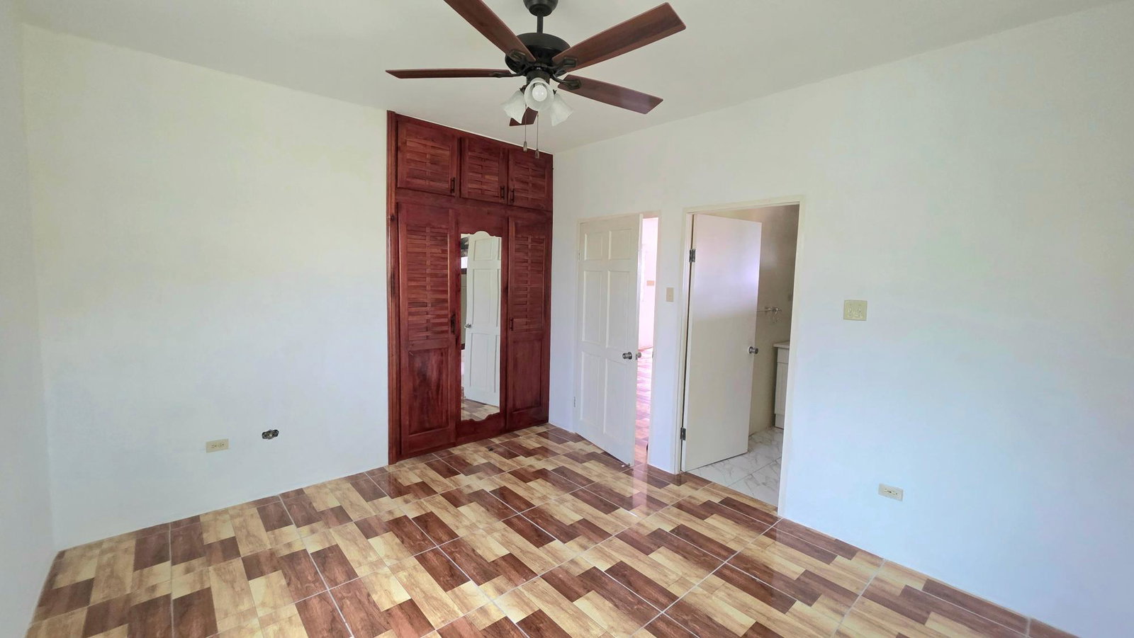 Seventeenth image of 3-490 Rhyne Park in Montego Bay, St. James, Jamaica - property is For Rent