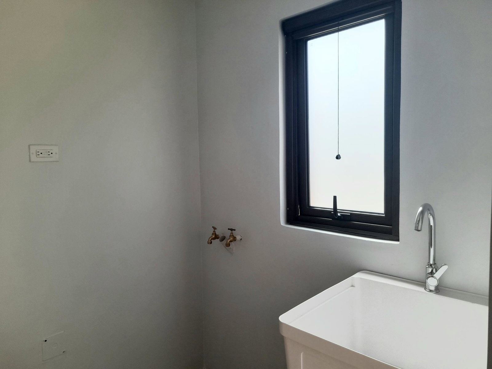 Twelfth image of 472 Oak Estates Phase 1 in Portmore Pines, St. Catherine, Jamaica - property is For Rent