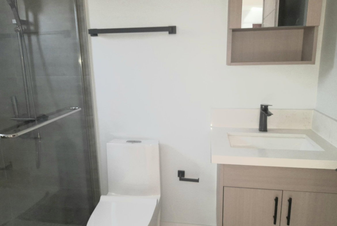 Seventeenth image of 472 Oak Estates Phase 1 in Portmore Pines, St. Catherine, Jamaica - property is For Rent