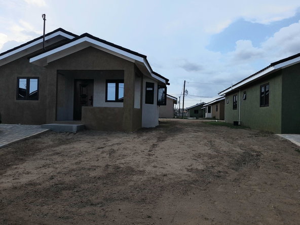 Twenty-First image of 472 Oak Estates Phase 1 in Portmore Pines, St. Catherine, Jamaica - property is For Rent