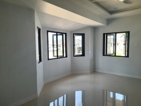 Fifth image of 472 Oak Estates Phase 1 in Portmore Pines, St. Catherine, Jamaica - property is For Rent