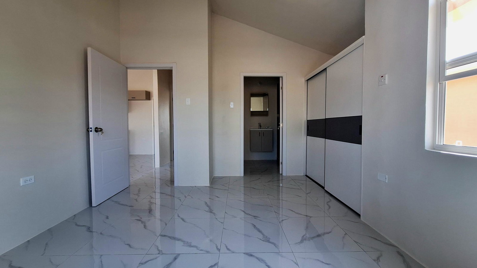 Fourteenth image of 32 Crimson Crescent in Phoenix Park, St. Catherine, Jamaica - property is For Rent