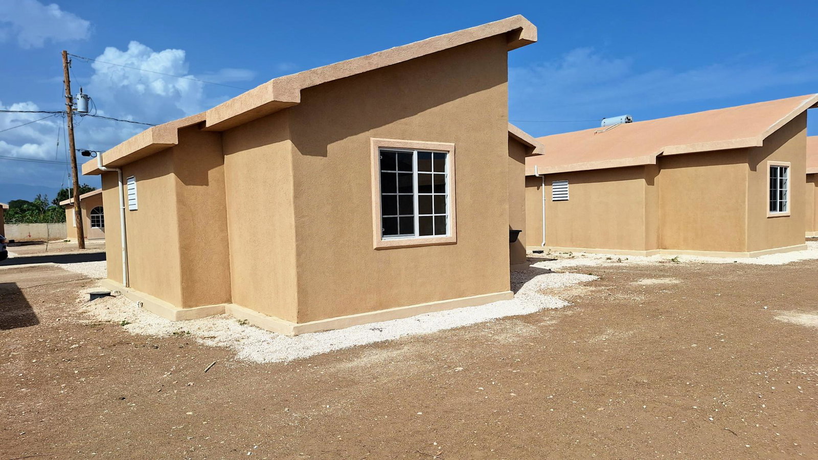 Fifth image of 32 Crimson Crescent in Phoenix Park, St. Catherine, Jamaica - property is For Rent