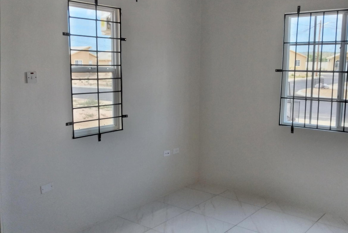 Sixth image of 533 Phoenix Park Village 2 in Greater Portmore, St. Catherine, Jamaica - property is For Rent