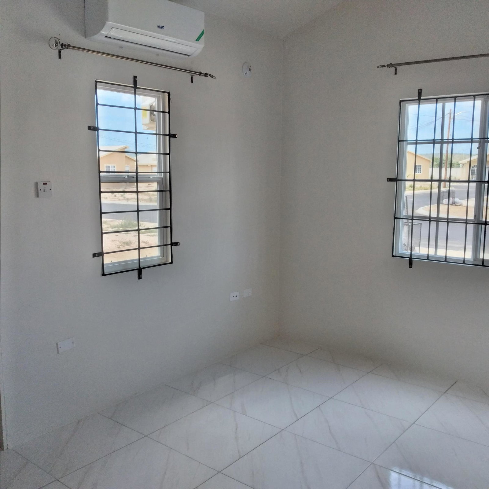 Sixth image of 533 Phoenix Park Village 2 in Greater Portmore, St. Catherine, Jamaica - property is For Rent