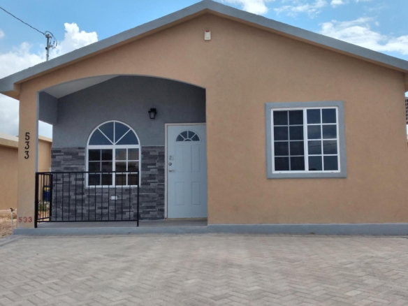 First image of 533 Phoenix Park Village 2 in Greater Portmore, St. Catherine, Jamaica - property is For Rent