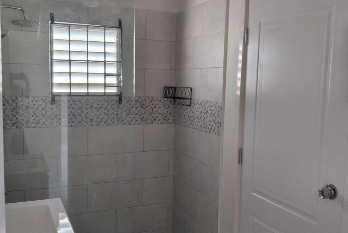 Seventh image of 533 Phoenix Park Village 2 in Greater Portmore, St. Catherine, Jamaica - property is For Rent