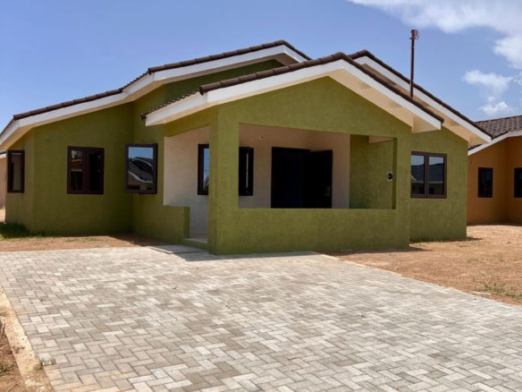 First image of 196 Oak Estate in Greater Portmore, St. Catherine, Jamaica - property is For Rent