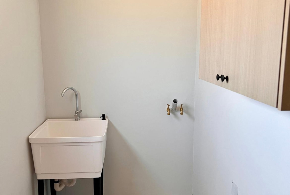 Seventh image of 196 Oak Estate in Greater Portmore, St. Catherine, Jamaica - property is For Rent