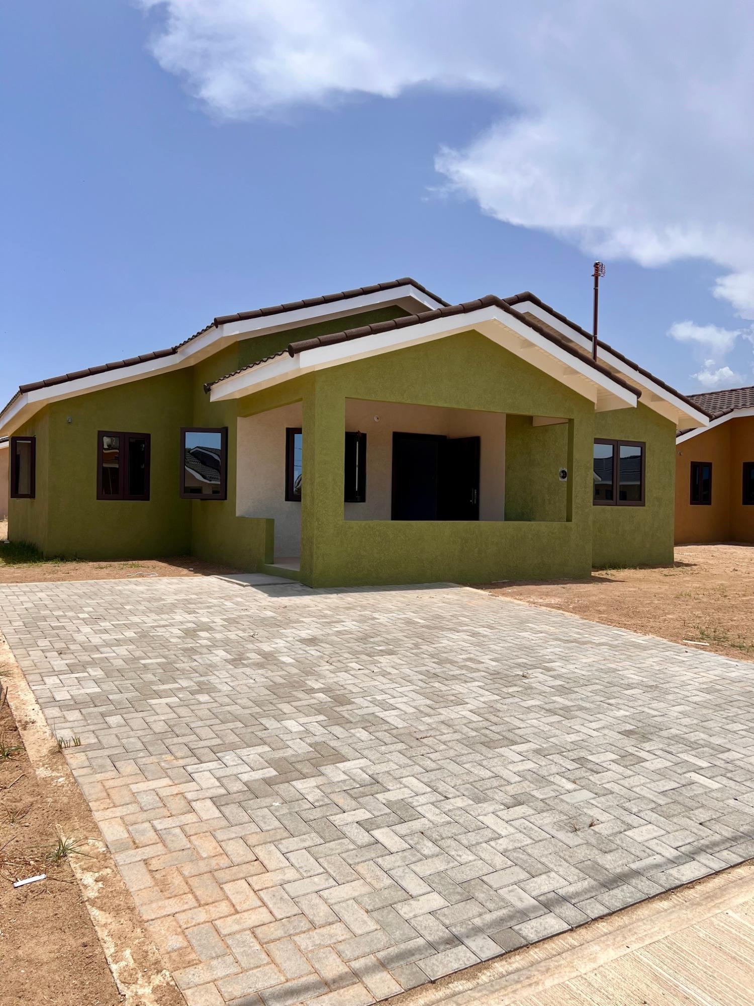 First image of 196 Oak Estate in Greater Portmore, St. Catherine, Jamaica - property is For Rent