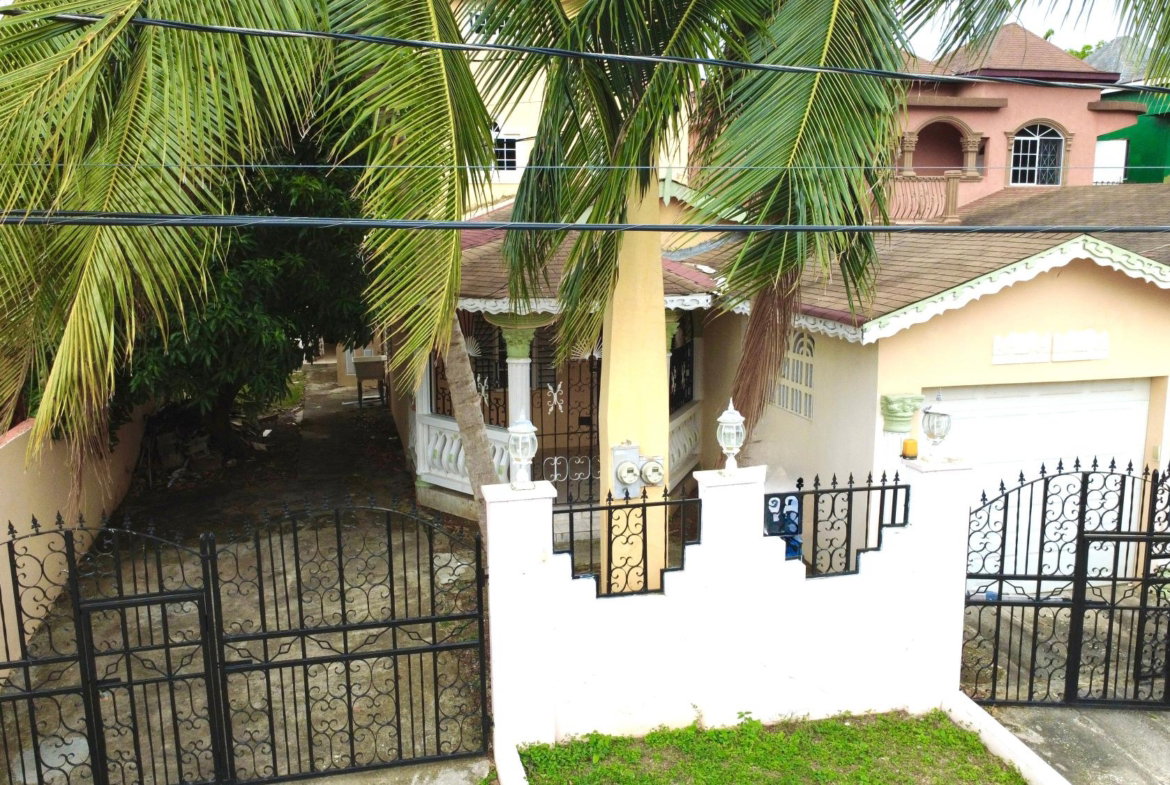 Second image of 830- Abalone Circle Bogue Vill in Bogue Village, St. James, Jamaica - property is For Sale