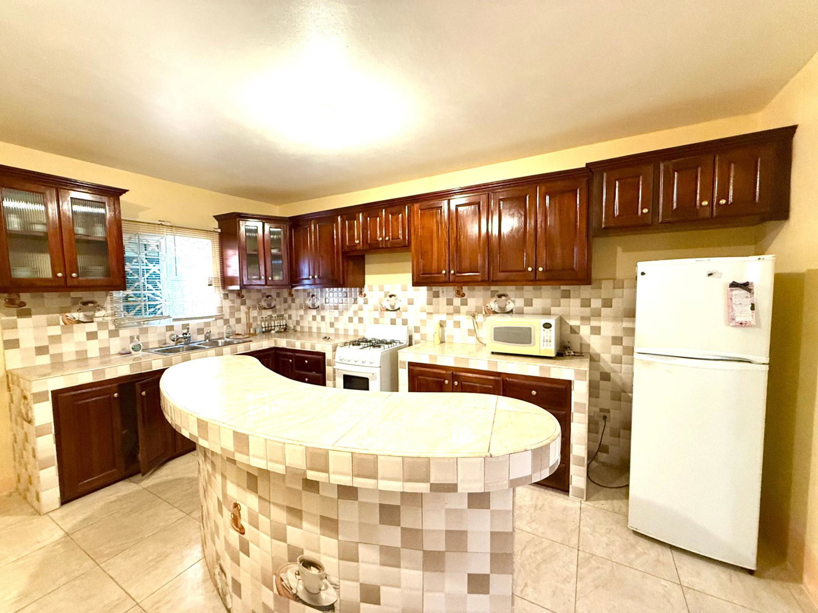 Tenth image of 830- Abalone Circle Bogue Vill in Bogue Village, St. James, Jamaica - property is For Sale