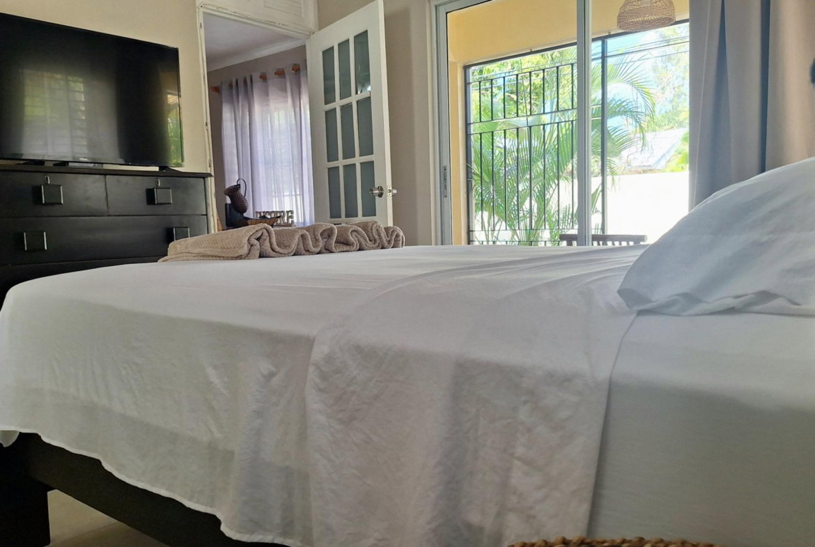Seventeenth image of 2-23 Wellington Drive in Kingston 6, St. Andrew, Jamaica - property is For Rent