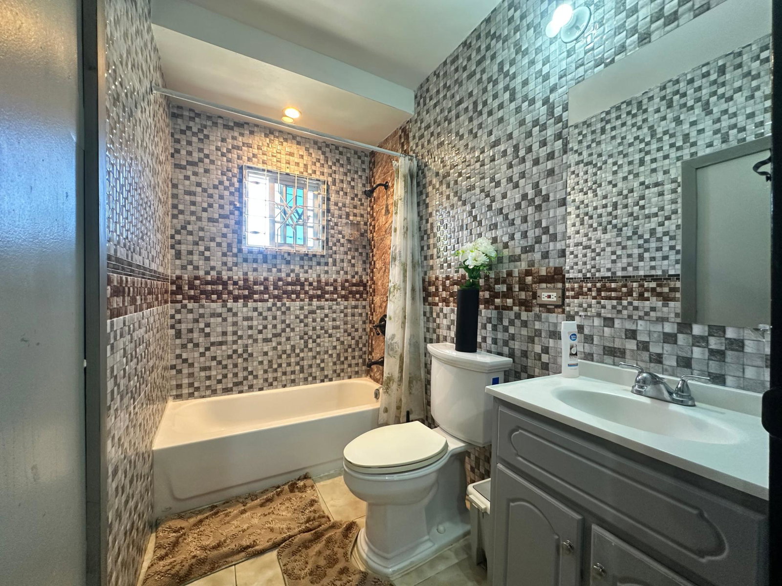 Charming-2-Bedroom-Apartment-for-Rent-in-Stonebrook-Vista-Trelawny Eleventh image of 1-124 Diamond Drive, Stonebrook in STONEBROOK VISTA, Trelawny, Jamaica - property is For Rent