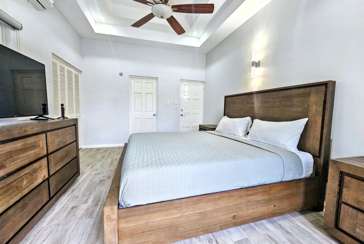 Thirteenth image of 7- 2 Tyndhurst Avenue in Kingston 6, St. Andrew, Jamaica - property is For Rent