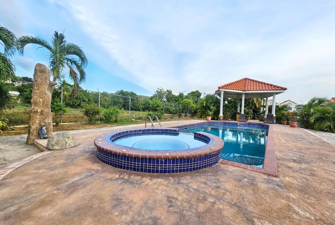 Nineteenth image of 7- 2 Tyndhurst Avenue in Kingston 6, St. Andrew, Jamaica - property is For Rent