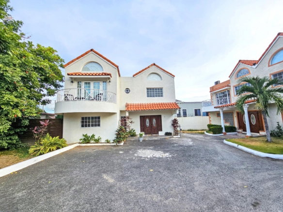 First image of 7- 2 Tyndhurst Avenue in Kingston 6, St. Andrew, Jamaica - property is For Rent