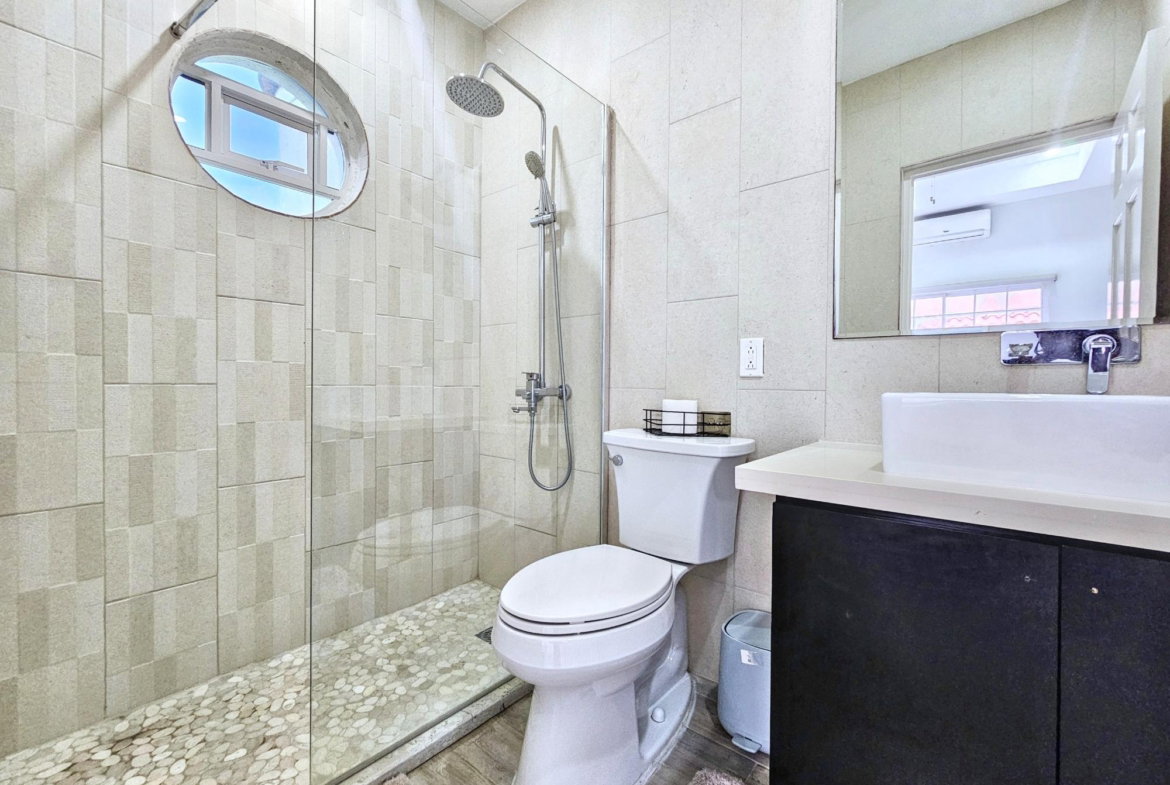 Tenth image of 7- 2 Tyndhurst Avenue in Kingston 6, St. Andrew, Jamaica - property is For Rent