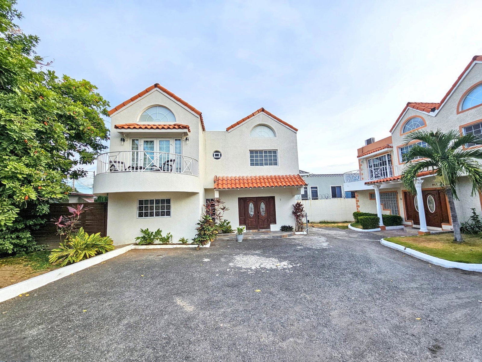 Charming-2-Bedroom-Detached-House-for-Rent-in-Kingstons-Golden-Triangle First image of 7- 2 Tyndhurst Avenue in Kingston 6, St. Andrew, Jamaica - property is For Rent