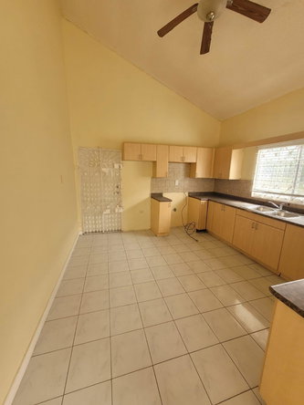 Tenth image of 43 b` Caribbean Estate in Caribbean Estates, St. Catherine, Jamaica - property is For Rent