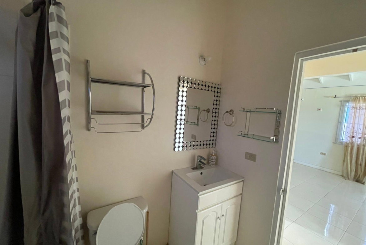 Eleventh image of 707- The Orchards, 25 Peach cr in Innswood, St. Catherine, Jamaica - property is For Rent