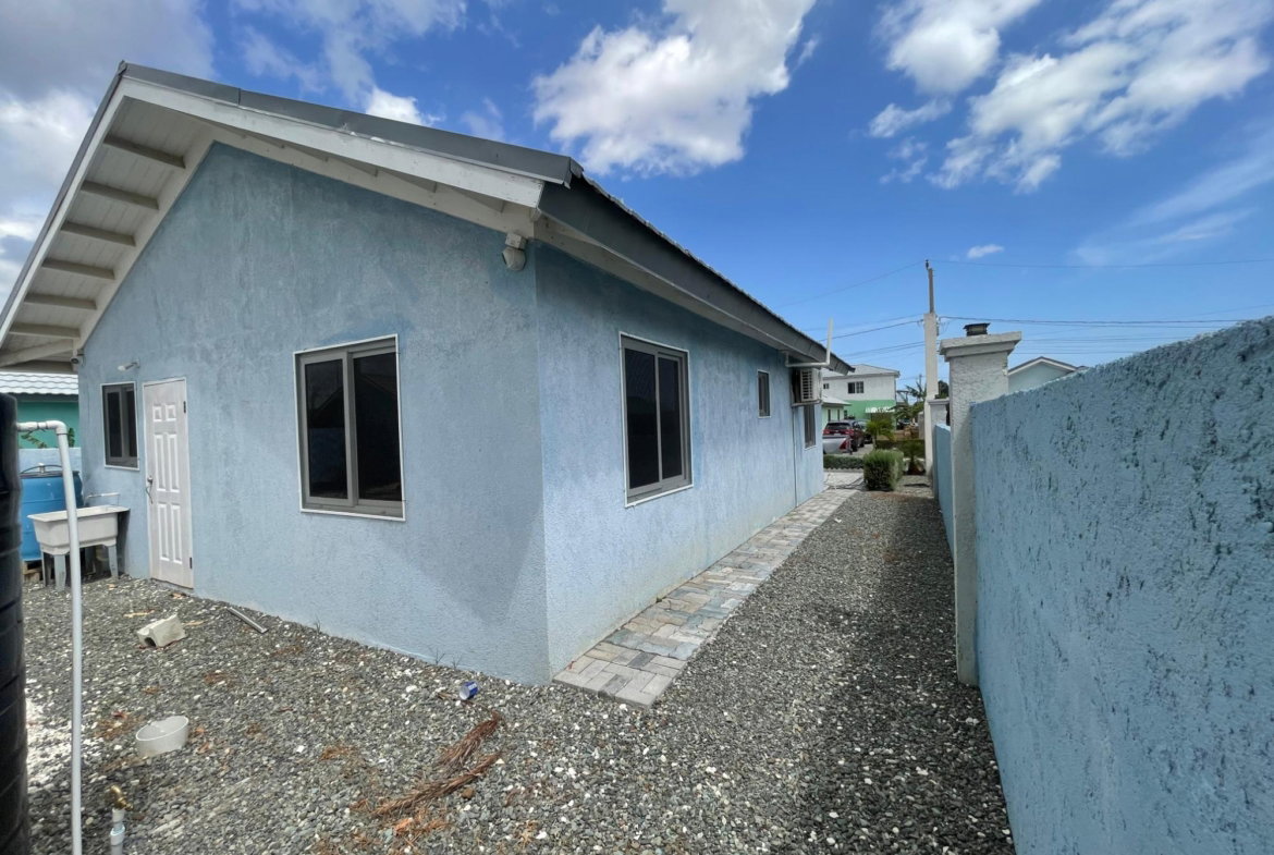 Ninth image of 707- The Orchards, 25 Peach cr in Innswood, St. Catherine, Jamaica - property is For Rent