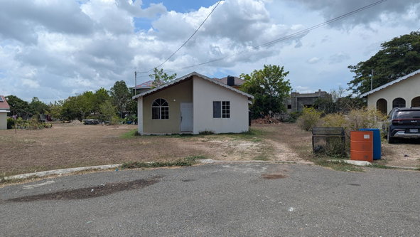 Eighth image of 488 Almond Place in New Harbour Village, St. Catherine, Jamaica - property is For Sale