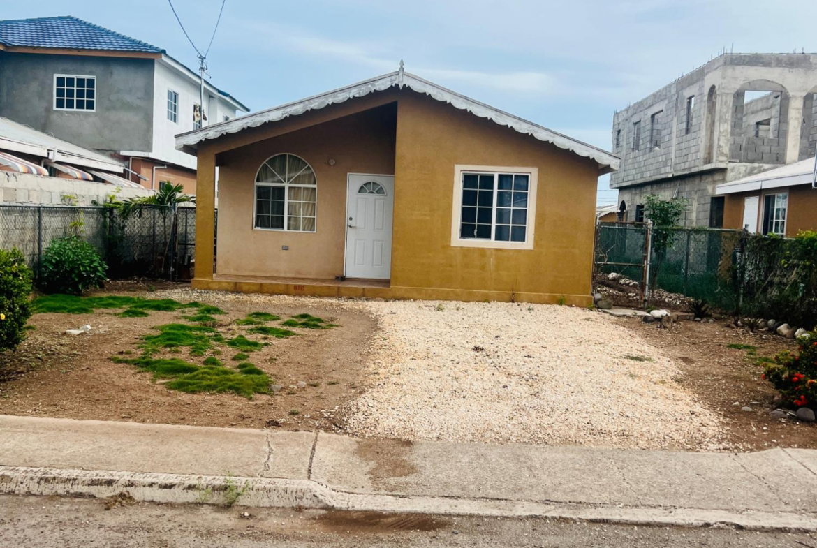 Third image of 32 Modelle Cres,new Harbour in Old Harbour, St. Catherine, Jamaica - property is For Sale