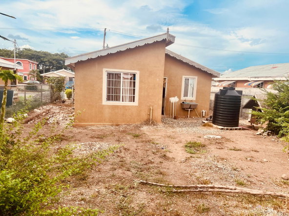 Fifth image of 32 Modelle Cres,new Harbour in Old Harbour, St. Catherine, Jamaica - property is For Sale