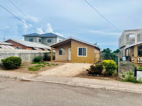 First image of 32 Modelle Cres,new Harbour in Old Harbour, St. Catherine, Jamaica - property is For Sale