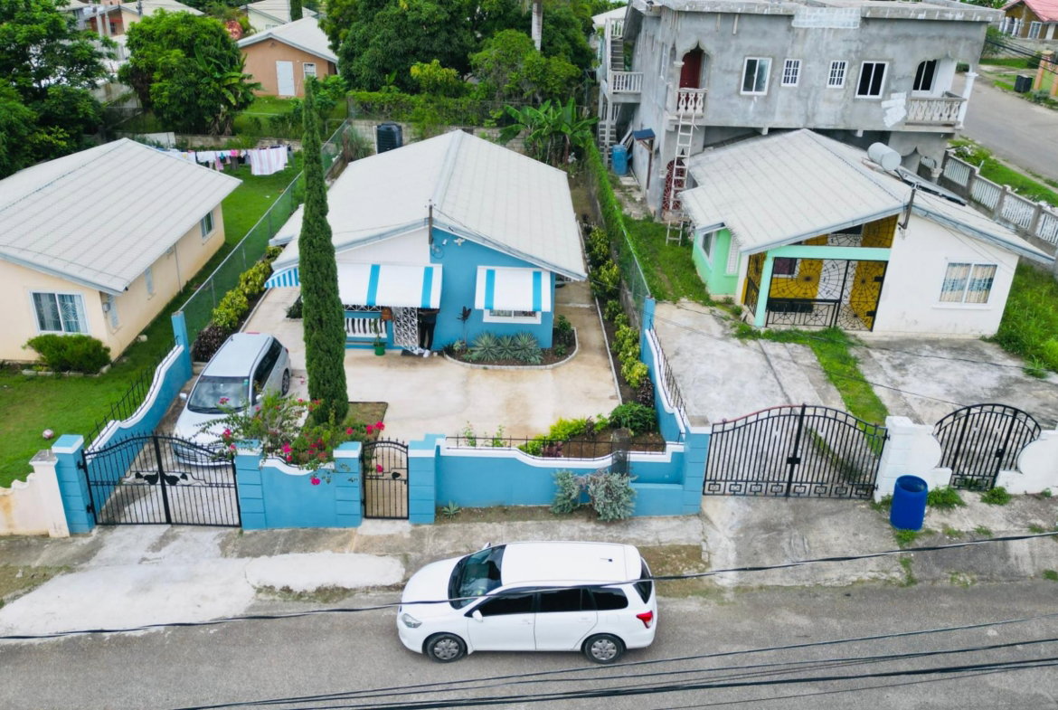 Twenty-Fifth image of Friendship Close, Rose va in Rose Hall, St. James, Jamaica - property is For Sale