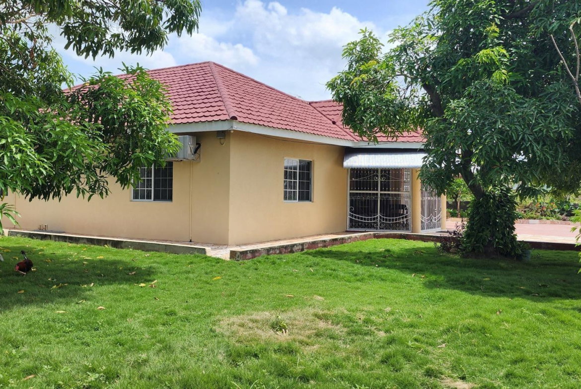 Third image of 17 Strawberry Hill in Four Paths, Clarendon, Jamaica - property is For Sale