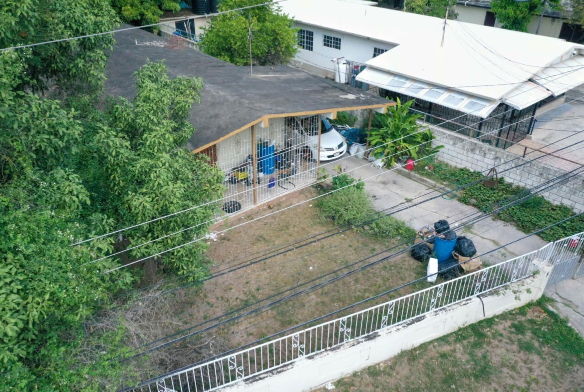 First image of 5 Cassia Glades,kingston 10 in Kingston 10, St. Andrew, Jamaica - property is For Sale