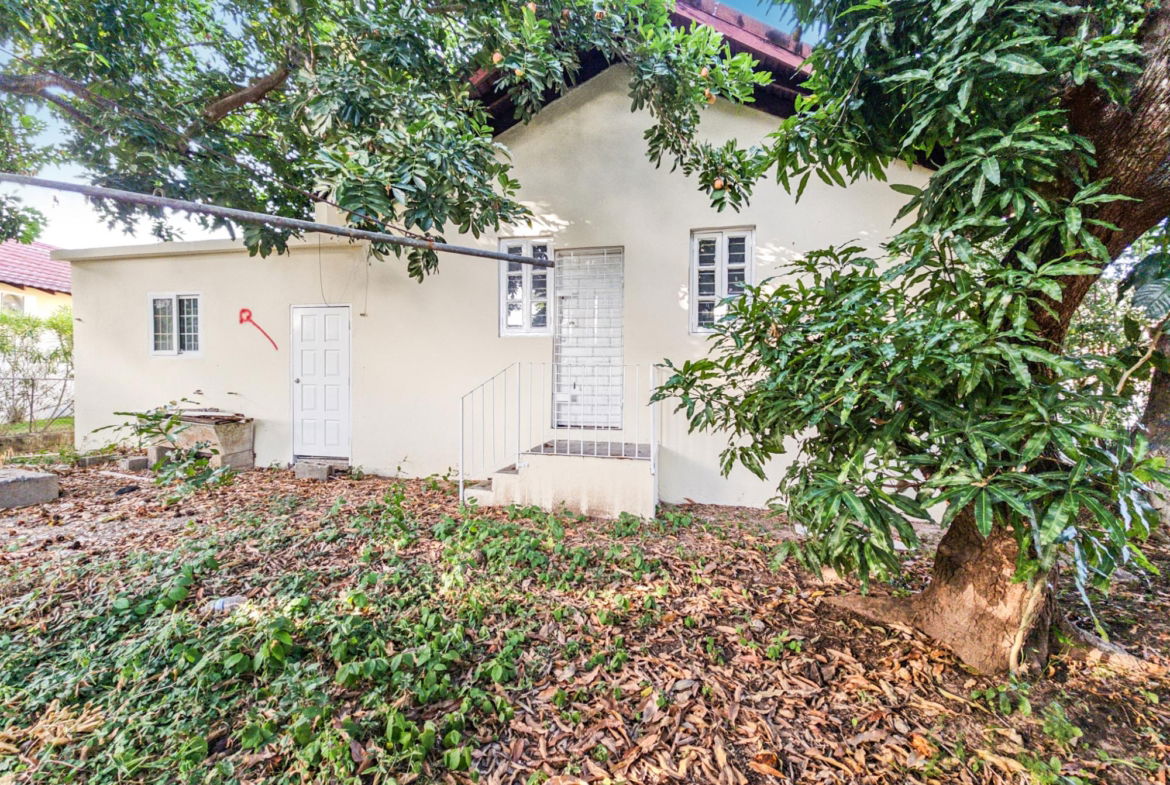 Twelfth image of 1 Whiteford Close in Kingston 6, St. Andrew, Jamaica - property is For Sale