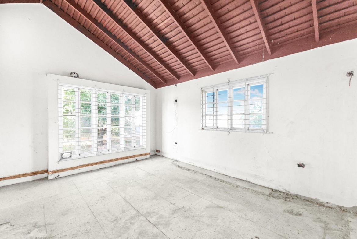 Fifth image of 1 Whiteford Close in Kingston 6, St. Andrew, Jamaica - property is For Sale