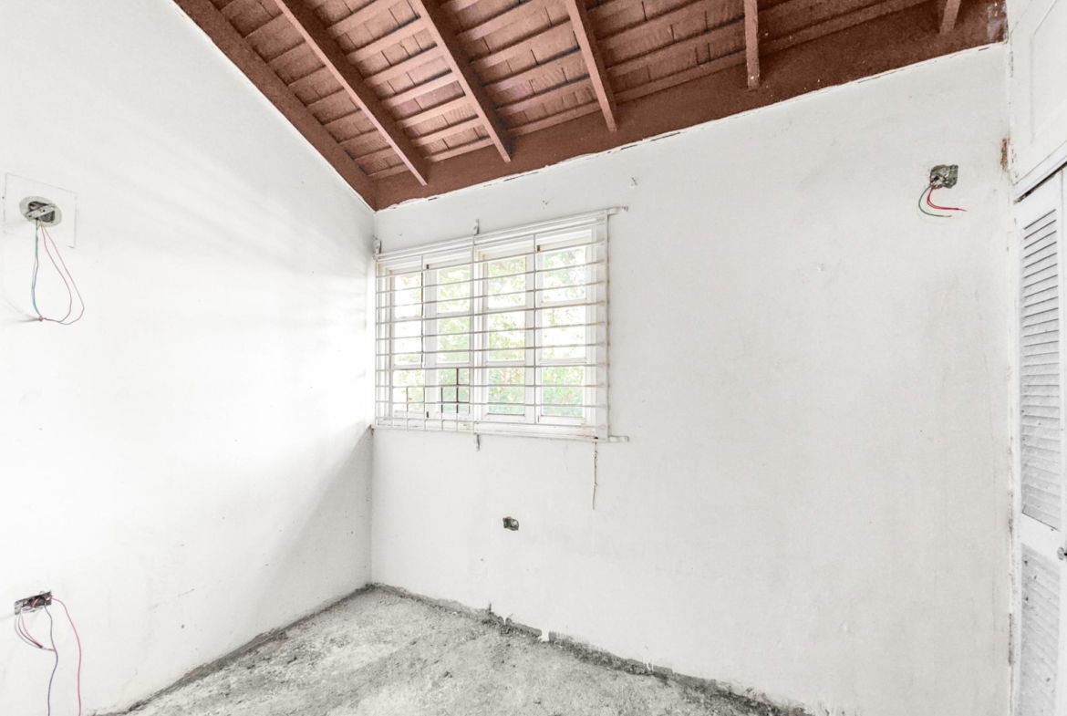 Sixth image of 1 Whiteford Close in Kingston 6, St. Andrew, Jamaica - property is For Sale