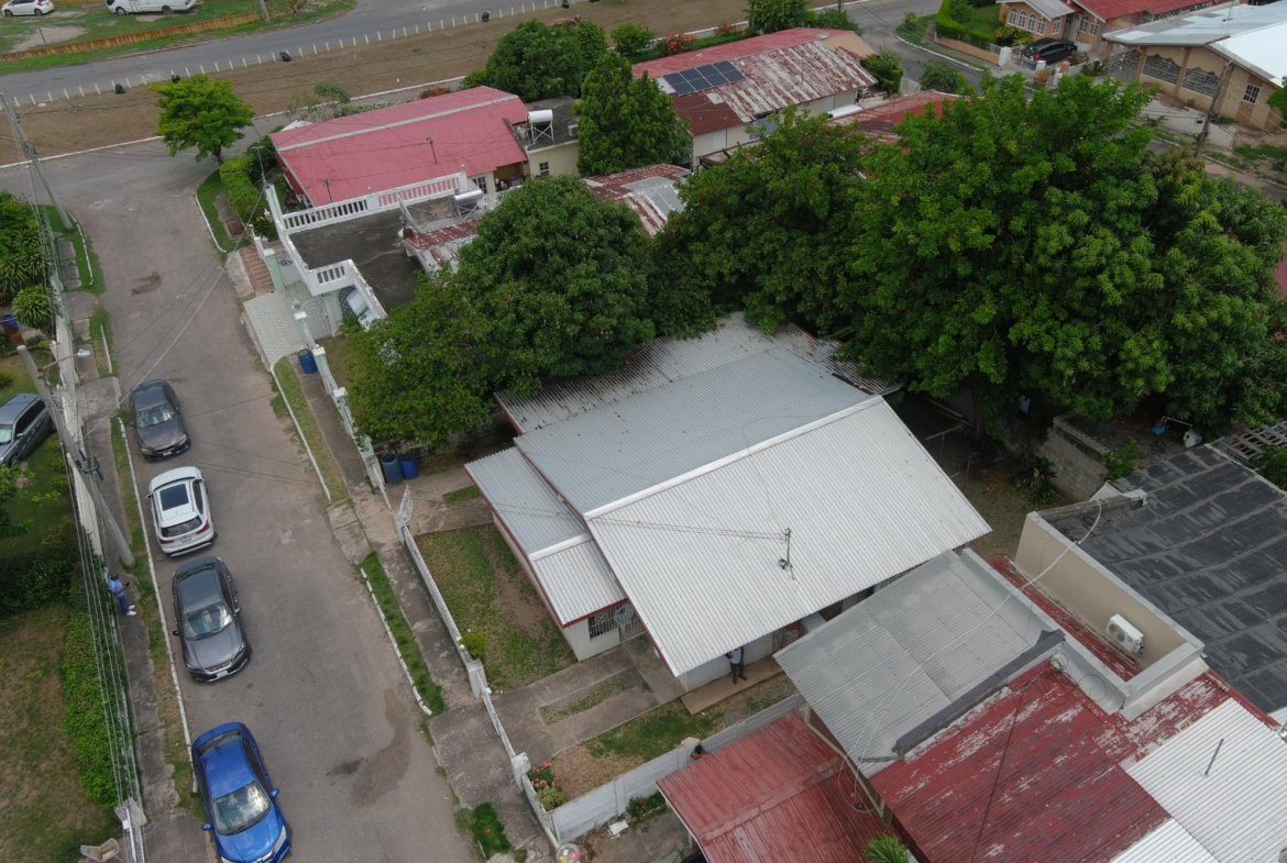 Second image of 5 Acres Place, Queensbury in Kingston 19, St. Andrew, Jamaica - property is For Sale